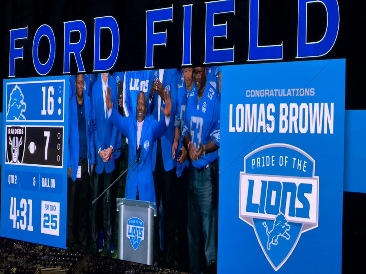 Lions' feet full of Hall of Fame News for a small event -
